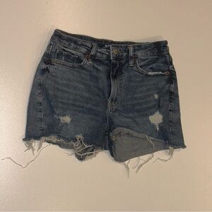 OLD NAVY OG STRAIGHT HI RIDSE RIPPED DENIM SHORTS